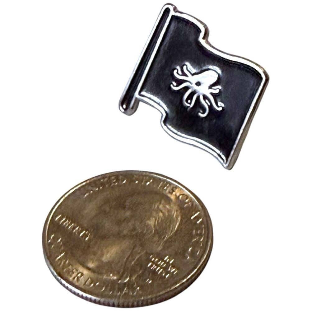 Octopus Enamel Flag Lapel Pin Unisex Black Silver Tone Pirate Nautical - Picture 5 of 5